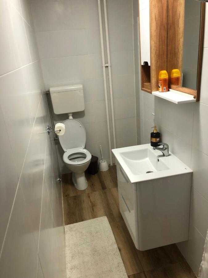 Modern Studio Belgrado Exterior foto